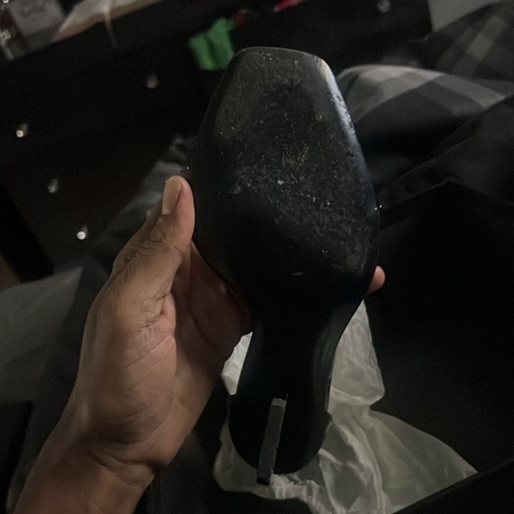 Ysl mug holders authentic size 8 lightly worn - Picture 9 of 10